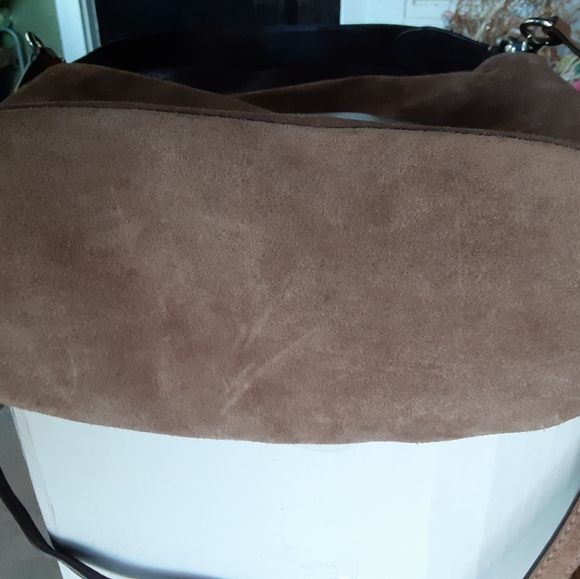 HOBO TYPE BAG BY MICHEAL KORS - Picture 4 of 6